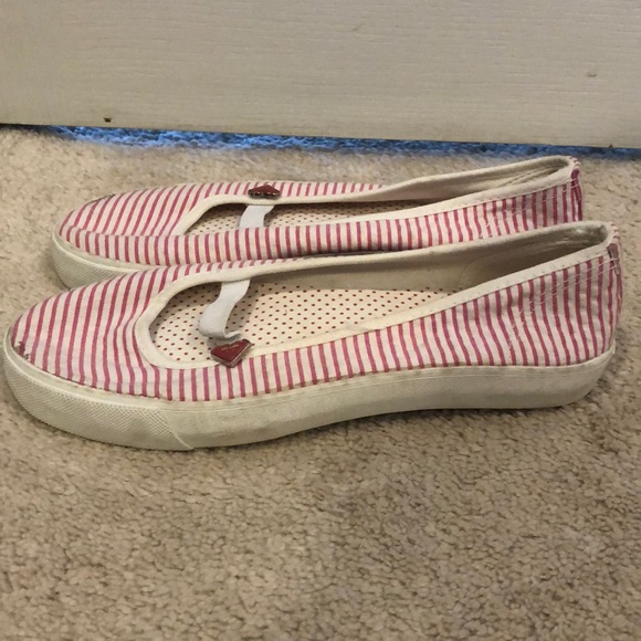 Roxy, Mary Jane style sneakers, 7.5 - Picture 2 of 4